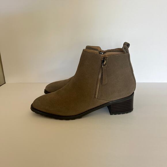 Blondo Samara Tan Taupe Waterproof Suede Ankle Booties Womens 9 - Picture 3 of 13